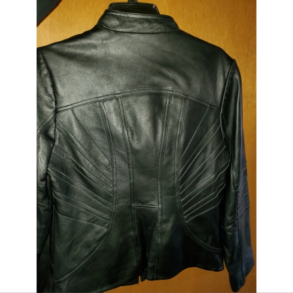 Jacket - Picture 2 of 4